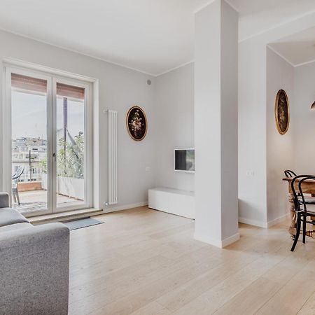 L'Attico Con Terrazza In Corso Francia Apartment Rome Bagian luar foto